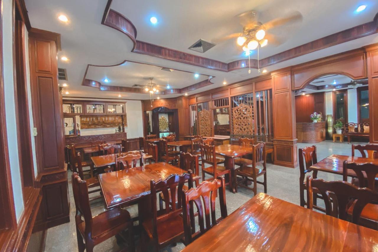 Khampiane Hotel Ban Nongdouang Экстерьер фото