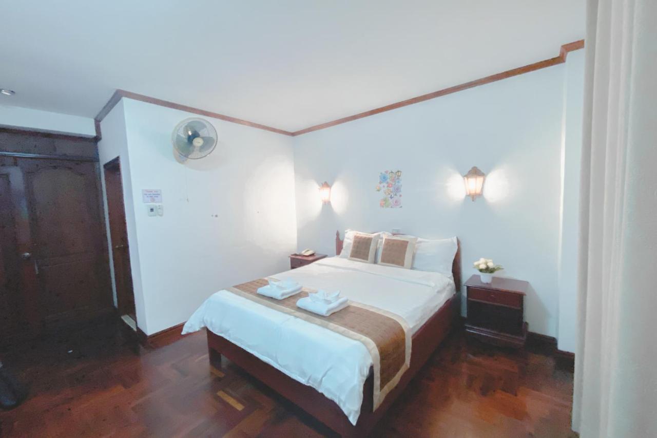 Khampiane Hotel Ban Nongdouang Экстерьер фото