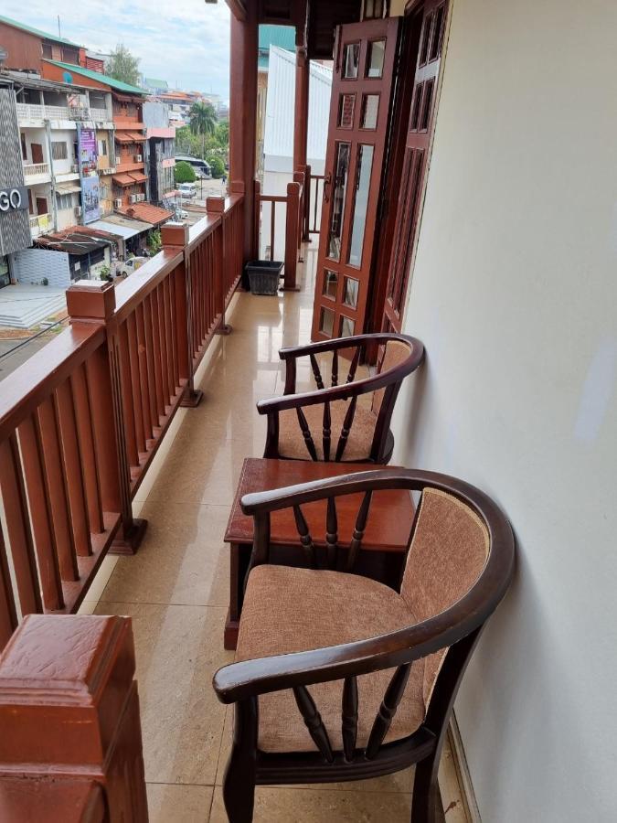 Khampiane Hotel Ban Nongdouang Экстерьер фото